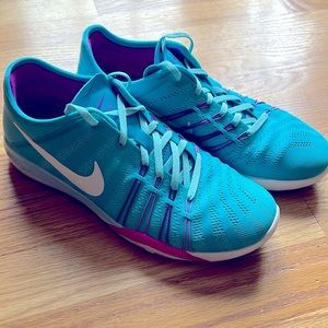 Nike Free Trainer 6